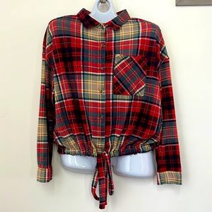 Polly & Esther Juniors Fit Soft Drawstring Hem Plaid Shirt